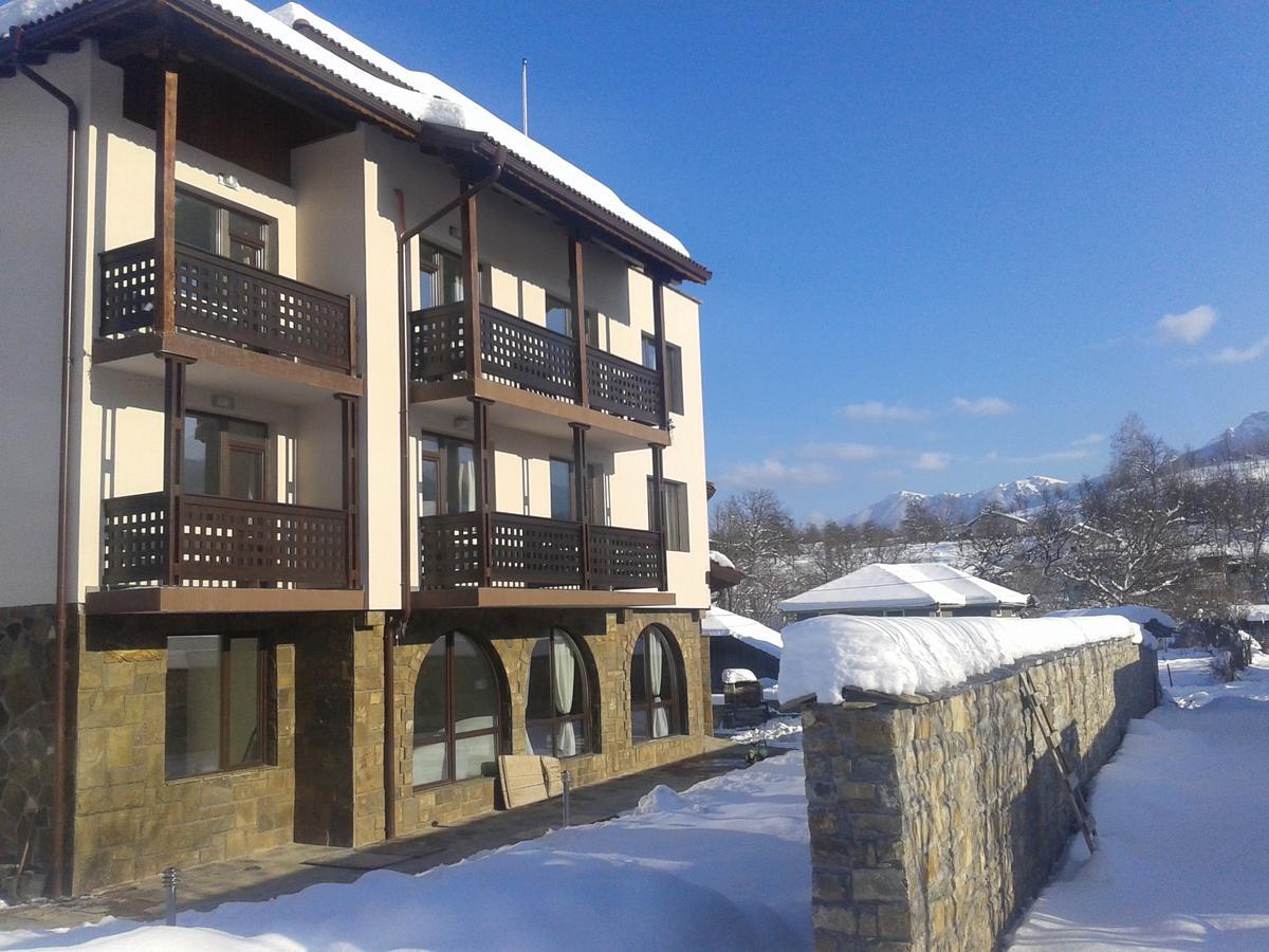 Family Hotel Balkana Априлци Экстерьер фото
